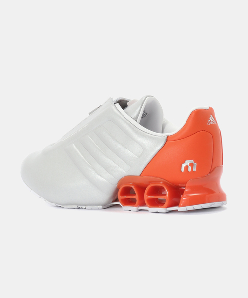 adidas Originals(アディダスオリジナルス)の「adidas Originals MEGARIDE S2 MIAOU KJ9468(スニーカー・レディース・シルバー・24.5cm/24cm/23.5cm/23cm)」の3枚目の写真