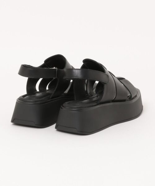 inter-chaussures(インターショシュール)の「【VAGABOND】厚底グルカテイストサンダル (E2151E)(サンダル・レディース・ブラック/アイボリー・35/36/37/39/38)」の3枚目の写真