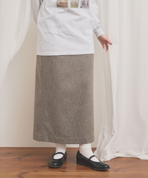 fig London(フィグロンドン)の「WOOL TWEED skirt(スカート・レディース・チャコールグレー/グレー・1/0)」の11枚目の写真