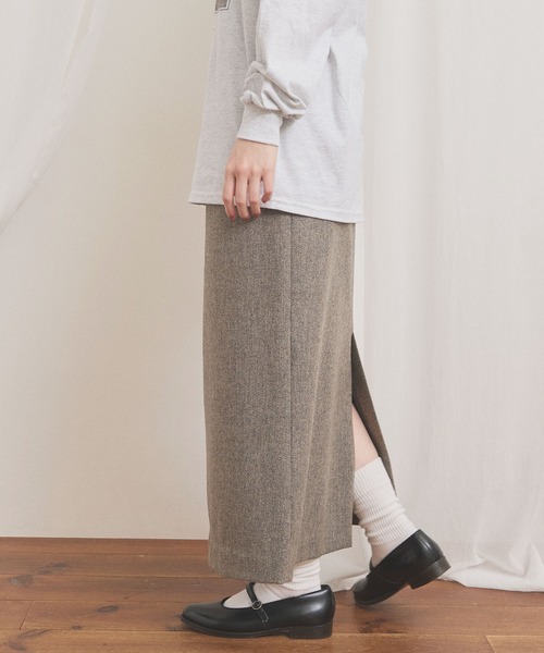 fig London(フィグロンドン)の「WOOL TWEED skirt(スカート・レディース・チャコールグレー/グレー・1/0)」の12枚目の写真