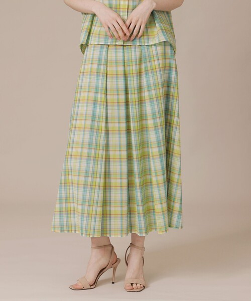 MACKINTOSH LONDON(マッキントッシュ ロンドン)の「【婦人画報6月号掲載】ハイツイストワッシャータックスカート(スカート・レディース・ブラック/グリーン/ベージュ・36/38)」の3枚目の写真