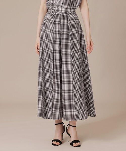 MACKINTOSH LONDON(マッキントッシュ ロンドン)の「【婦人画報6月号掲載】ハイツイストワッシャータックスカート(スカート・レディース・ブラック/グリーン/ベージュ・36/38)」の1枚目の写真