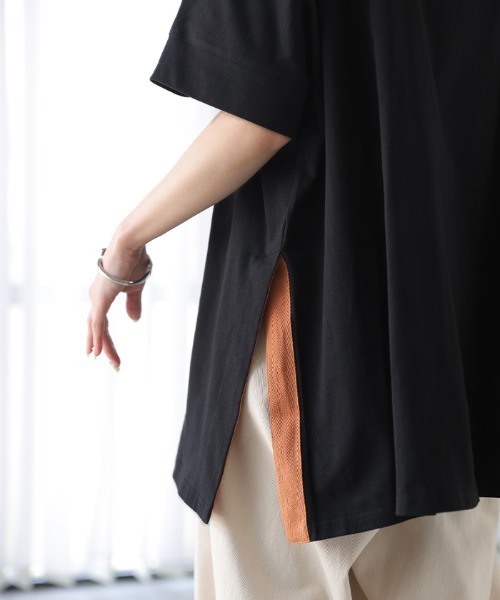 HUG.U(ハグユー)の「サイドスリット配色 綿100%ボックスTシャツ(Tシャツ/カットソー・レディース・グリーン/ホワイト×ブラック/ライトグレー系/ブラック・FREE)」の19枚目の写真