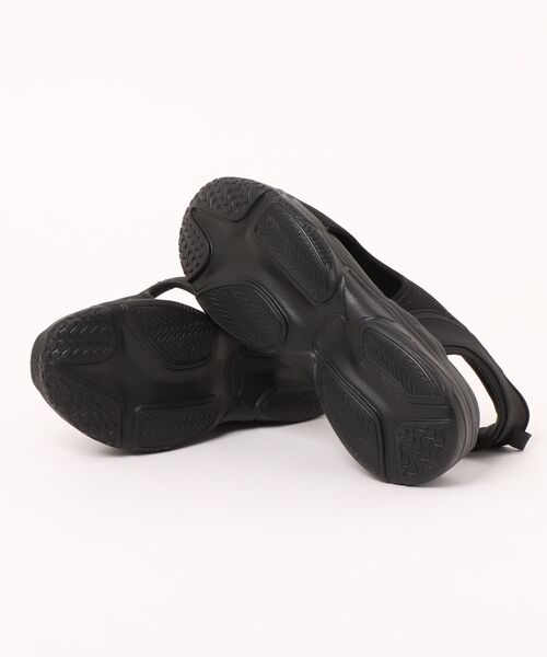 Piedi Nudi(ピエディヌーディ)の「<SHOP select> ハンズフリー きらきらサンダル(サンダル・レディース・グレー/ベージュ/ブラック・L/M/S/LL)」の5枚目の写真