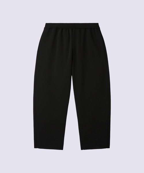 CFCL(シーエフシーエル)の「【CFCL】TC MILAN WIDE TAPERED PANTS(その他パンツ・メンズ・ブラック・5/3)」の1枚目の写真