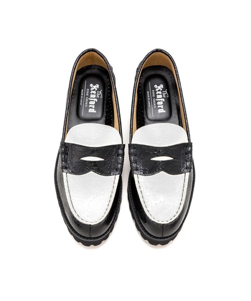 The Kenford Fineshoes(ケンフォードファインシューズ)の「The Kenford Fineshoes TANK SOLE LOAFERS / BLACK WHITE(ローファー・レディース・ブラック・24cm/24.5cm/23cm/23.5cm)」の4枚目の写真