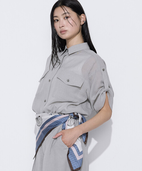COMME CA（コムサ）の「【セットアップ対応】【RE:撚】トリアセクールスラブ シャツ（シャツ/ブラウス・レディース・キナリ/ライトグレー/ブラック・11号/9号）」の3枚目の写真