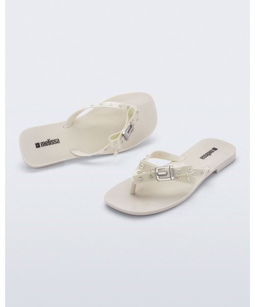 melissa(メリッサ)の「MELISSA HARMONIC SQUARED AD(サンダル・レディース・ベージュ/ブラック/ライトグリーン・35-36/39/38/37)」の12枚目の写真