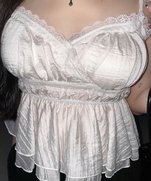 me+em select(ミームセレクト)の「【 2color 】レースフリルペプラムキャミソール / lace frill peplum camisole(キャミソール・レディース・ホワイト/ブラック・FREE)」の7枚目の写真