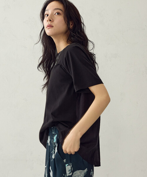 COMME CA ISM(コムサイズム)の「ラグランコンビ Tシャツ(Tシャツ/カットソー・レディース・ブラック/ホワイト/カーキ・LARGE/MEDIUM)」の15枚目の写真