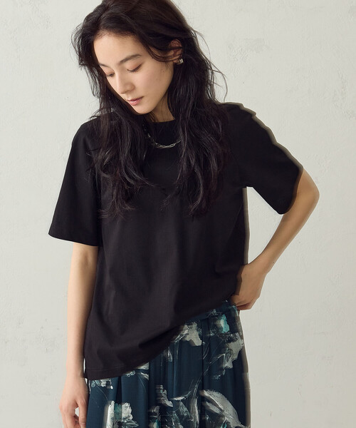 COMME CA ISM(コムサイズム)の「ラグランコンビ Tシャツ(Tシャツ/カットソー・レディース・ブラック/ホワイト/カーキ・LARGE/MEDIUM)」の5枚目の写真