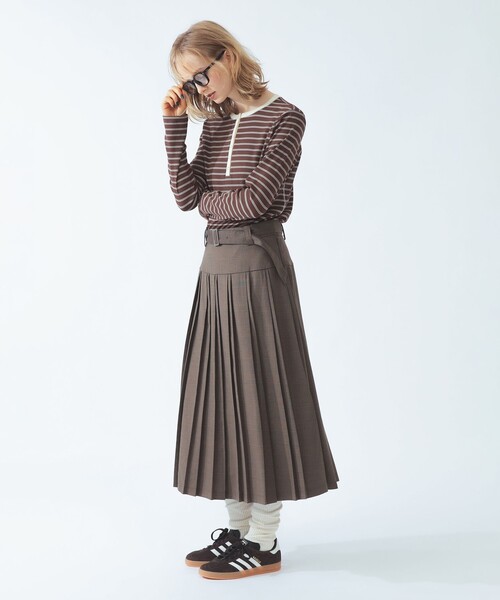 Ray BEAMS(レイビームス)の「RIB ボーダー ヘンリーネック Tシャツ(Tシャツ/カットソー・レディース・ダークブラウン/オフホワイト/ライトグレー・ONE SIZE)」の15枚目の写真