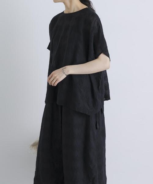 かぐれ(カグレ)の「コットンガーゼ刺繍2WAYブラウス(シャツ/ブラウス・レディース・アイボリー/ブラック・FREE)」の11枚目の写真