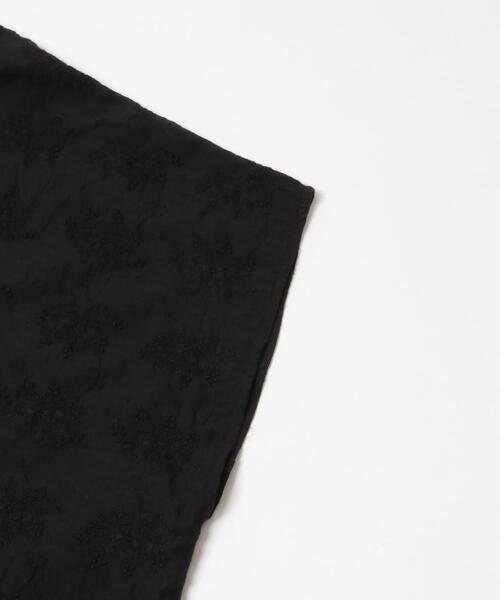 かぐれ(カグレ)の「コットンガーゼ刺繍2WAYブラウス(シャツ/ブラウス・レディース・アイボリー/ブラック・FREE)」の21枚目の写真