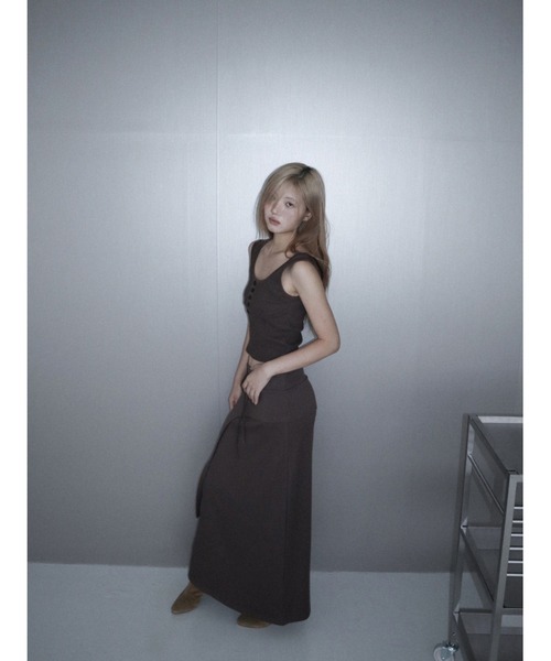 CladdA(クラタ)の「maxi over training skirt(スカート・レディース・ブラウン・FREE)」の3枚目の写真