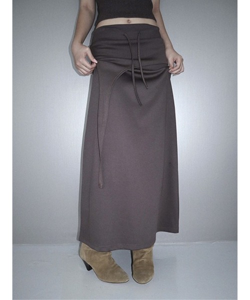 CladdA(クラタ)の「maxi over training skirt(スカート・レディース・ブラウン・FREE)」の5枚目の写真