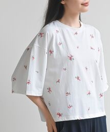 フラワー刺繍ショート丈T