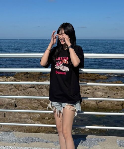 BERNI(ベルニ)の「釜山ヘウンデホリデー半袖Tシャツ(ブラック)(Tシャツ/カットソー・レディース・その他・SMALL/MEDIUM/LARGE/X-LARGE/2XL)」の10枚目の写真