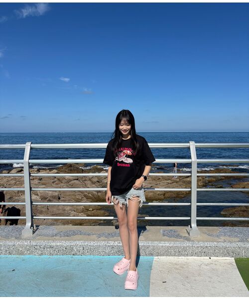 BERNI(ベルニ)の「釜山ヘウンデホリデー半袖Tシャツ(ブラック)(Tシャツ/カットソー・レディース・その他・SMALL/MEDIUM/LARGE/X-LARGE/2XL)」の11枚目の写真