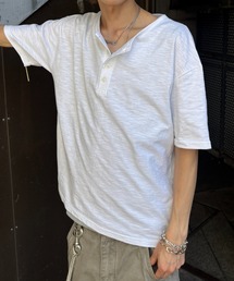 youll（ユール）の「【youll】basic henley neck tee (2color) / 【ユール】ベーシックヘンリーネック半袖Tシャツ＜着用動画あり＞（Tシャツ/カットソー）」