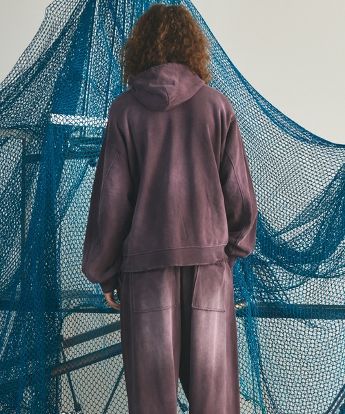 MAISON SPECIAL（メゾンスペシャル）の「《UNISEX》Destroy Damage Prime-Over Zip-Up Hoodie/デストロイダメージプライムオーバースウェットZIPパーカー【MAISON SPECIAL/メゾンスペシャル】■セットアップ対応■（パーカー・メンズ・ネイビー/ブラック/グレー/パープル・0/2/1）」の21枚目の写真