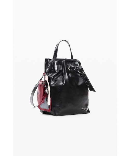 Desigual(デシグアル)の「スモール レザータッチバックパック(バックパック/リュック・レディース・ブラック・FREE)」の1枚目の写真