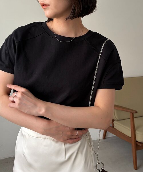 CAPRICIEUX LE'MAGE(カプリシューレマージュ)の「ラウンド切替クロップT(Tシャツ/カットソー・レディース・ブラック/イエロー/ライトグレー/ベージュ・FREE)」の18枚目の写真