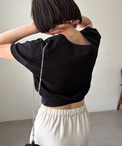 CAPRICIEUX LE'MAGE(カプリシューレマージュ)の「ラウンド切替クロップT(Tシャツ/カットソー・レディース・ブラック/イエロー/ライトグレー/ベージュ・FREE)」の16枚目の写真
