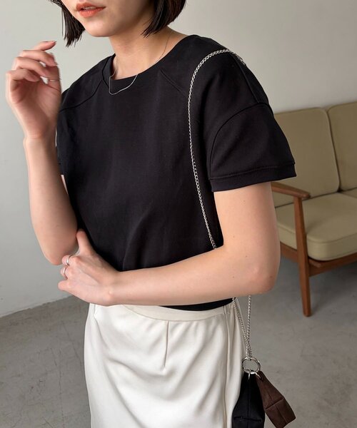 CAPRICIEUX LE'MAGE(カプリシューレマージュ)の「ラウンド切替クロップT(Tシャツ/カットソー・レディース・ブラック/イエロー/ライトグレー/ベージュ・FREE)」の11枚目の写真