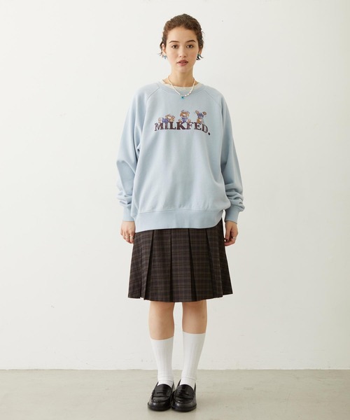 MILKFED.(ミルクフェド)の「M.FEDDY DOUBLE COLLAR SWEAT TOP(スウェット・レディース・ライトブルー/ネイビー/オートミール・ONE SIZE)」の9枚目の写真
