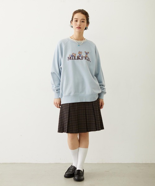 MILKFED.(ミルクフェド)の「M.FEDDY DOUBLE COLLAR SWEAT TOP(スウェット・レディース・ライトブルー/ネイビー/オートミール・ONE SIZE)」の10枚目の写真