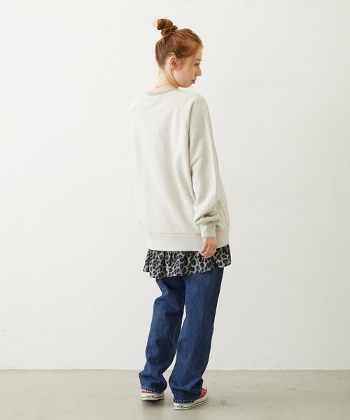 MILKFED.(ミルクフェド)の「M.FEDDY DOUBLE COLLAR SWEAT TOP(スウェット・レディース・ライトブルー/ネイビー/オートミール・ONE SIZE)」の4枚目の写真