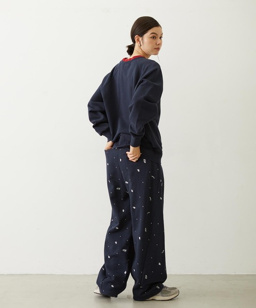 MILKFED.(ミルクフェド)の「M.FEDDY DOUBLE COLLAR SWEAT TOP(スウェット・レディース・ライトブルー/ネイビー/オートミール・ONE SIZE)」の18枚目の写真