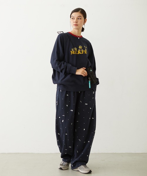 MILKFED.(ミルクフェド)の「M.FEDDY DOUBLE COLLAR SWEAT TOP(スウェット・レディース・ライトブルー/ネイビー/オートミール・ONE SIZE)」の20枚目の写真