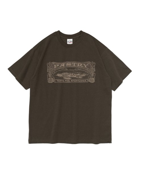 CARGOBROS FOR WOMAN(カーゴブロスフォーウィメン)の「ペイストリーデザートレタリング半袖Tシャツ(カーキ)(Tシャツ/カットソー・レディース・その他・SMALL/2XL/X-LARGE/LARGE/MEDIUM)」の1枚目の写真