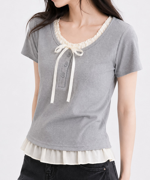 NinaetLina（ニナエリナ）の「バレエコアヘンリーネックTシャツ（Tシャツ/カットソー・レディース・グレー/ホワイト/ブラック・FREE）」の3枚目の写真