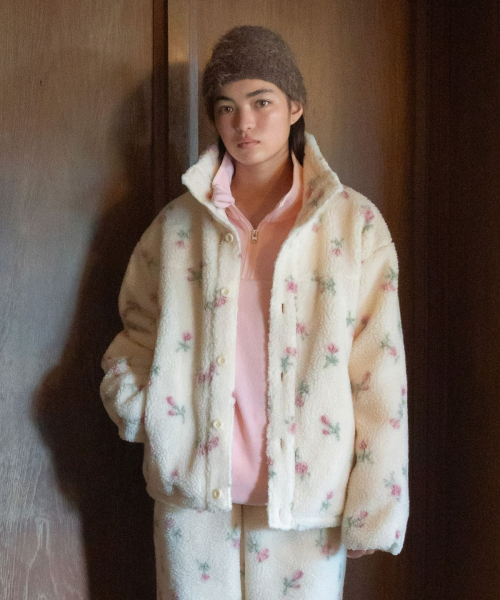 TTUDEMENT(トュードメント)の「FLEECE FLORAL JACKET IVORY(その他アウター・レディース・その他・SMALL/MEDIUM)」の2枚目の写真