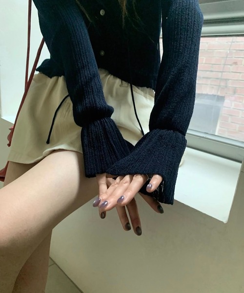 Girly Doll(ガーリードール)の「ベルスリーブフリルショートガーディガン(カーディガン/ボレロ・レディース・ブラック/オフホワイト/ピンク・FREE)」の15枚目の写真