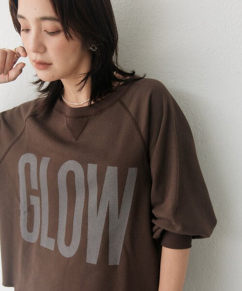 RIVE DROITE(リヴドロワ)の「【Yossshiiii企画】GLOWカットオフスエット(秋服)(Tシャツ/カットソー・レディース・ブラウン/オフホワイト/ブラック・FREE)」の3枚目の写真