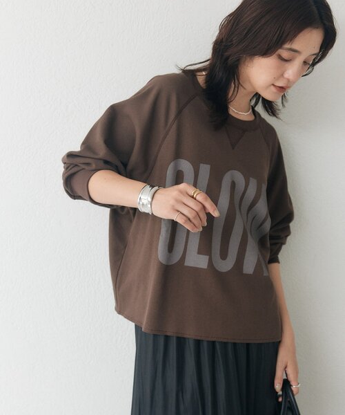 RIVE DROITE(リヴドロワ)の「【Yossshiiii企画】GLOWカットオフスエット(秋服)(Tシャツ/カットソー・レディース・ブラウン/オフホワイト/ブラック・FREE)」の14枚目の写真