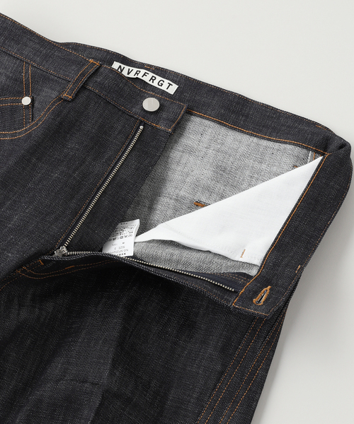 NVRFRGT(ネヴァーフォーゲット)の「NVRFRGT / ネヴァーフォーゲット 3D TWISTED WIDE LEG JEANS INDIGO(デニムパンツ・メンズ・ネイビー・1/2/3)」の5枚目の写真