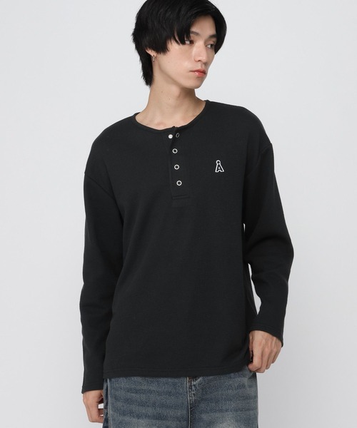 ALAND（エーランド）の「【UNISEX】ALAND／ワッフルヘンリーロングスリーブ（Tシャツ/カットソー・レディース・グレー/ネイビー/ブラック/ホワイト・LARGE/SMALL）」の5枚目の写真