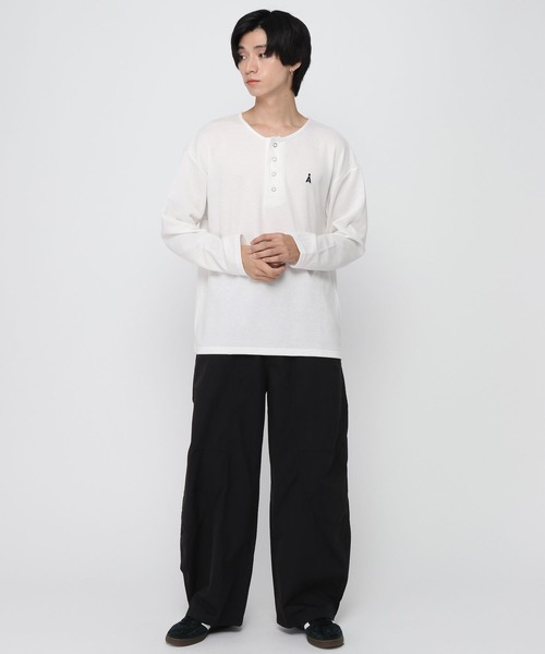 ALAND（エーランド）の「【UNISEX】ALAND／ワッフルヘンリーロングスリーブ（Tシャツ/カットソー・レディース・グレー/ネイビー/ブラック/ホワイト・LARGE/SMALL）」の14枚目の写真