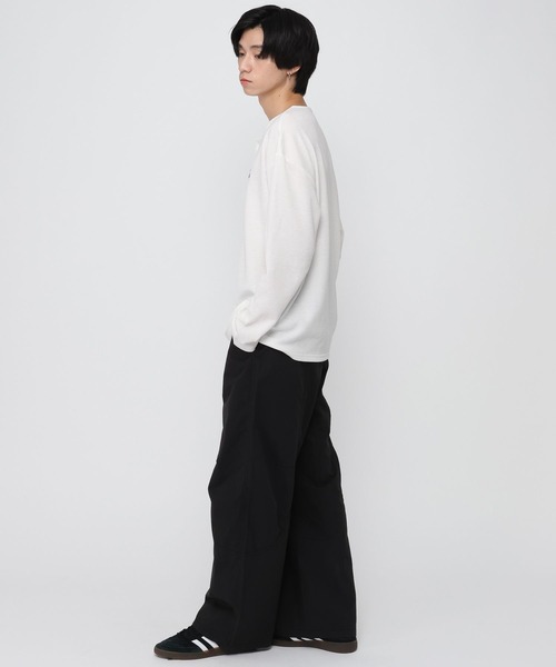 ALAND（エーランド）の「【UNISEX】ALAND／ワッフルヘンリーロングスリーブ（Tシャツ/カットソー・レディース・グレー/ネイビー/ブラック/ホワイト・LARGE/SMALL）」の15枚目の写真