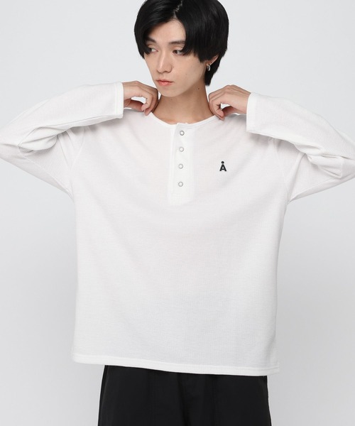 ALAND（エーランド）の「【UNISEX】ALAND／ワッフルヘンリーロングスリーブ（Tシャツ/カットソー・レディース・グレー/ネイビー/ブラック/ホワイト・LARGE/SMALL）」の17枚目の写真