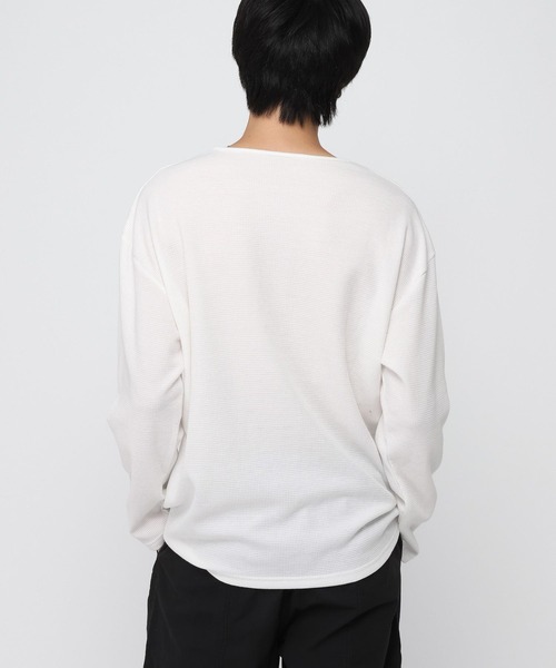 ALAND（エーランド）の「【UNISEX】ALAND／ワッフルヘンリーロングスリーブ（Tシャツ/カットソー・レディース・グレー/ネイビー/ブラック/ホワイト・LARGE/SMALL）」の19枚目の写真