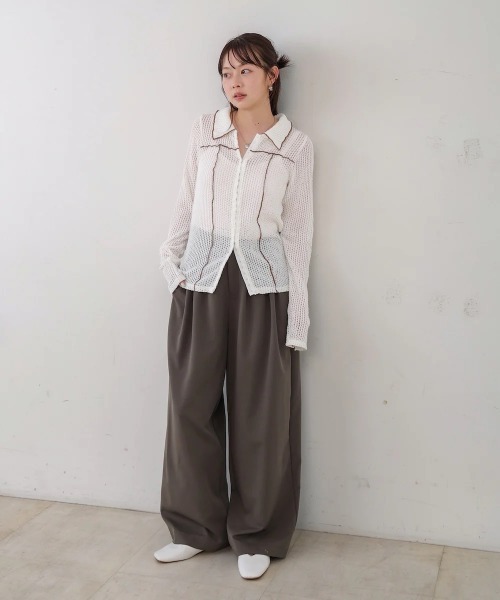 Bab(バブ)の「ウェーブメロウホックシャツトップス(Tシャツ/カットソー・レディース・ブラウン/チャコールグレー/アイボリー・FREE)」の6枚目の写真