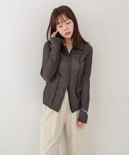 Bab(バブ)の「ウェーブメロウホックシャツトップス(Tシャツ/カットソー・レディース・ブラウン/チャコールグレー/アイボリー・FREE)」の19枚目の写真