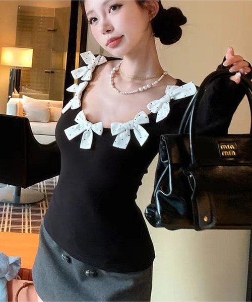 AsheKsha（アシクシャ）の「ドット柄リボンVネックフィット長袖トップス（Tシャツ/カットソー・レディース・ホワイト/ブラック・M）」の20枚目の写真
