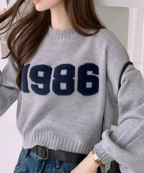 Ada.(エイダ)の「ナンバーロゴ刺繍 ドロップショルダー クルーネック ニット(ニット/セーター・レディース・ネイビー/ブラウン/グレー・FREE)」の6枚目の写真